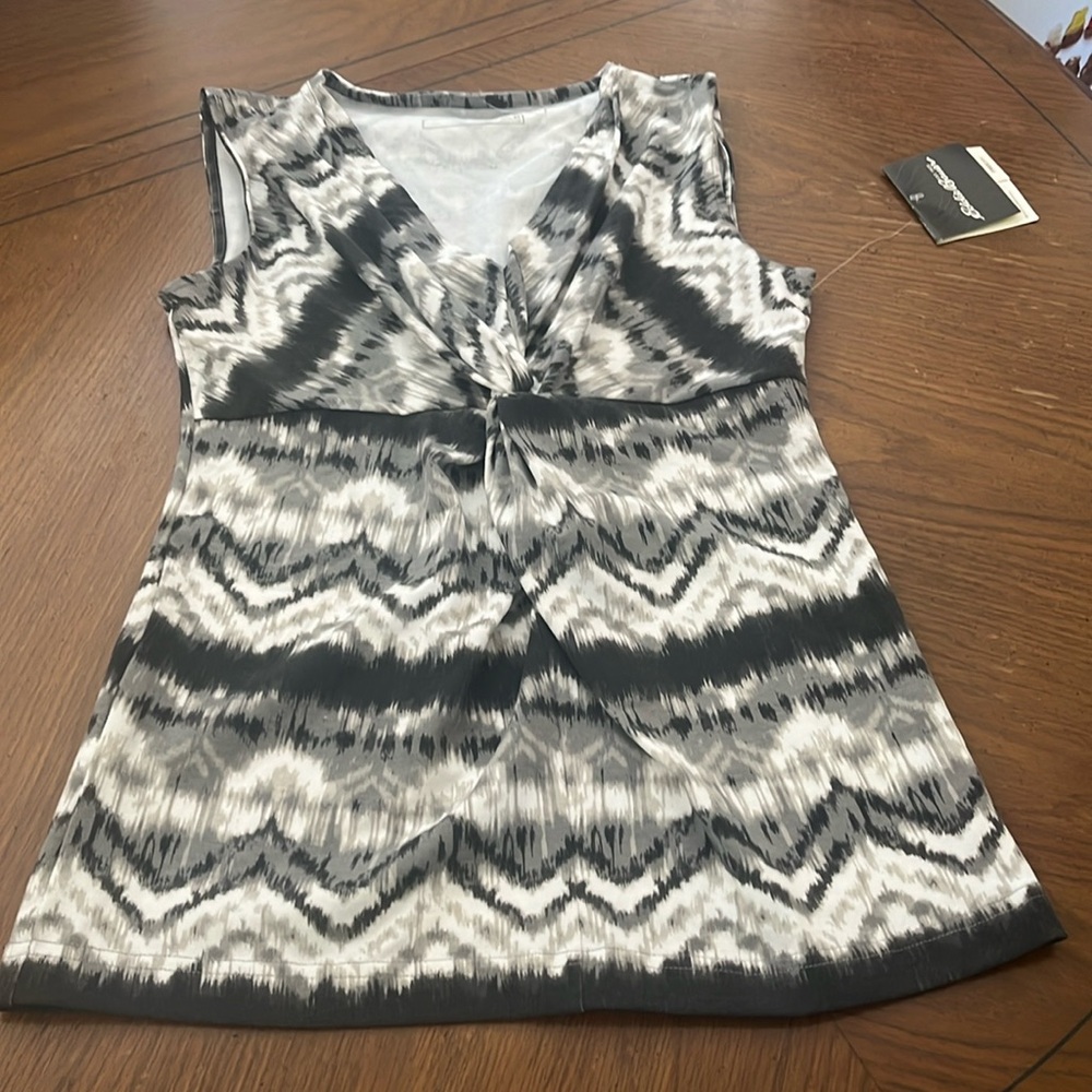 NWT Eddie Bauer XS Women's Julia Knot Front V-Neck Print Tank Top Sleeveless top
